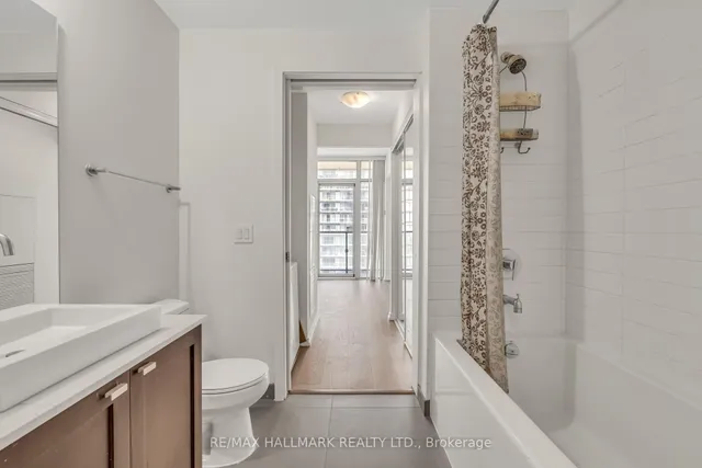 Additional image 38 of 105 The Queensway Ave Unit 1115