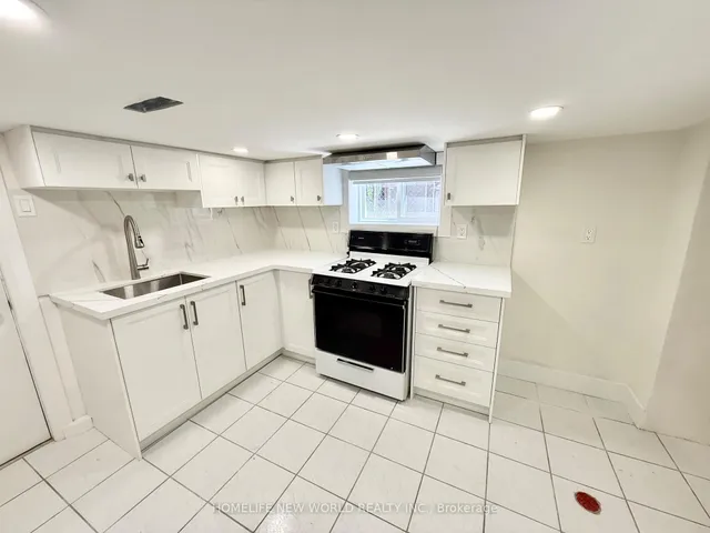 Additional image 36 of 137 Gladstone Ave