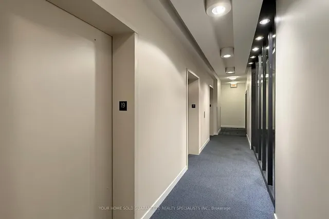 Additional image 28 of 33 Singer Crt Unit 1907