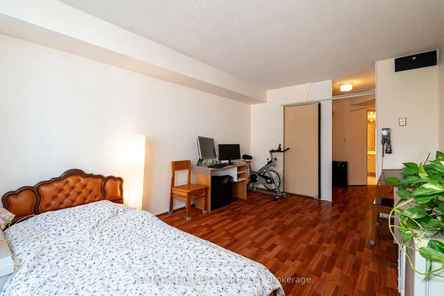 Additional image 18 of 30 Greenfield Ave Unit 614