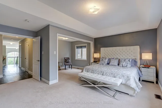 Additional image 23 of 44 Walbrook Rd