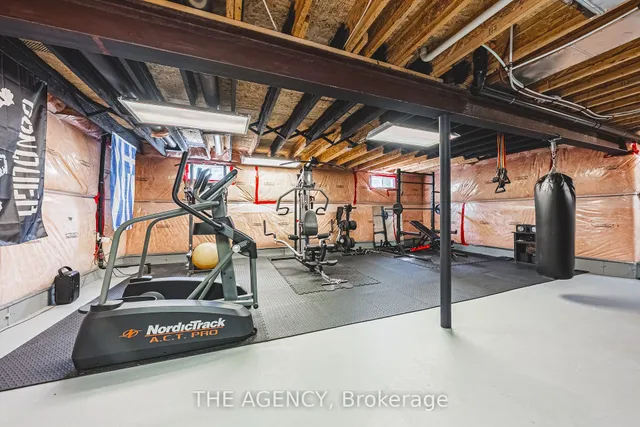 Additional image 34 of 636 Serafini Cres