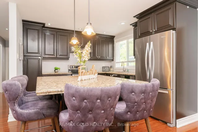 Additional image 9 of 10 Brookdale Cres