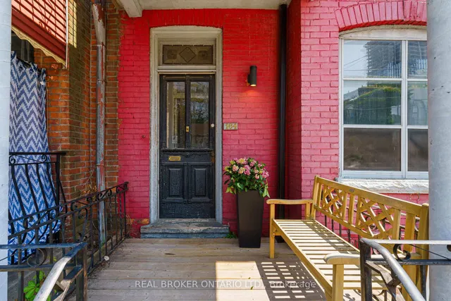 Additional image 2 of 164 Catharine St