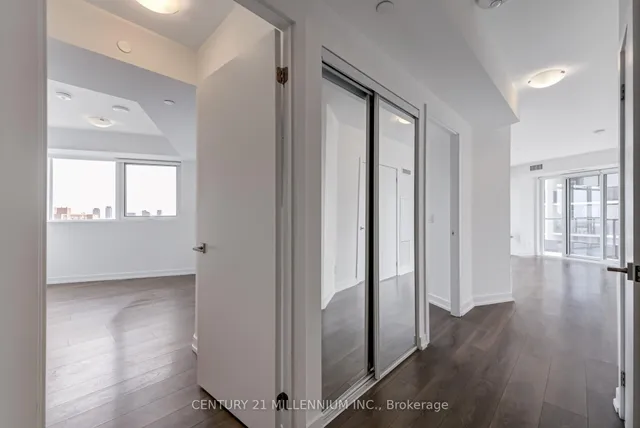 Additional image 13 of 159 Wellesley St Unit 708