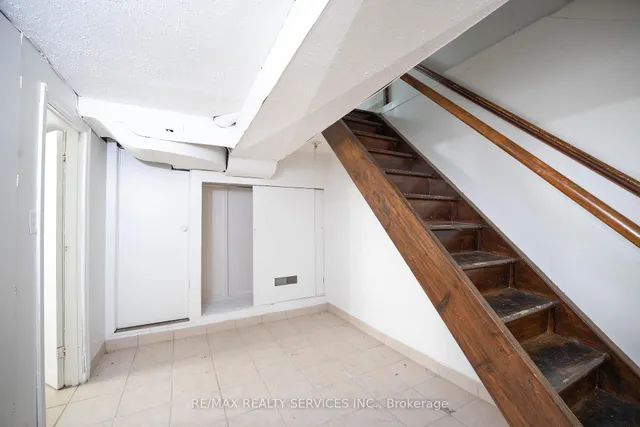 Additional image 12 of 191 Gladstone Ave