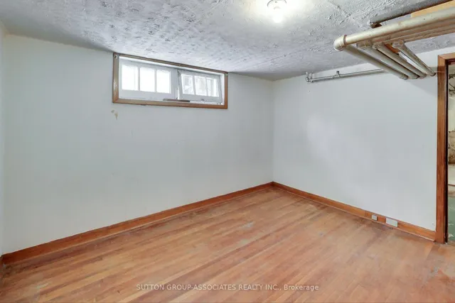 Additional image 26 of 64 Burnside Dr