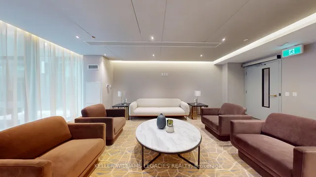 Additional image 18 of 543 Richmond St Unit 405