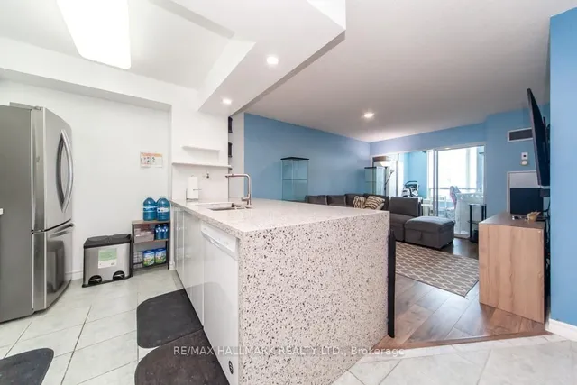 Additional image 4 of 68 Corporate Dr Unit 2731