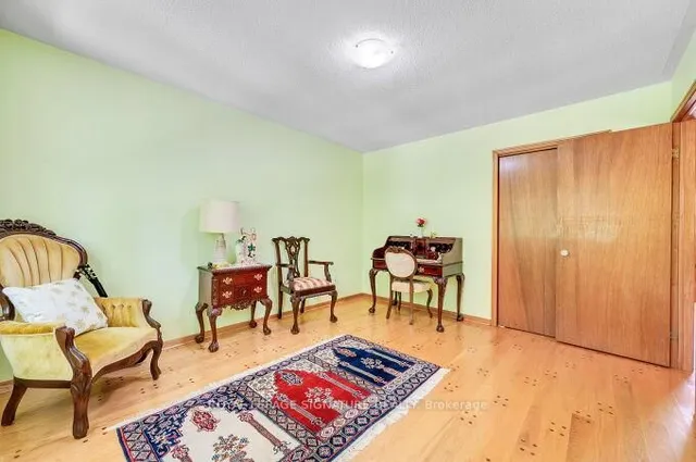 Additional image 40 of 2921 Caradoc Lane