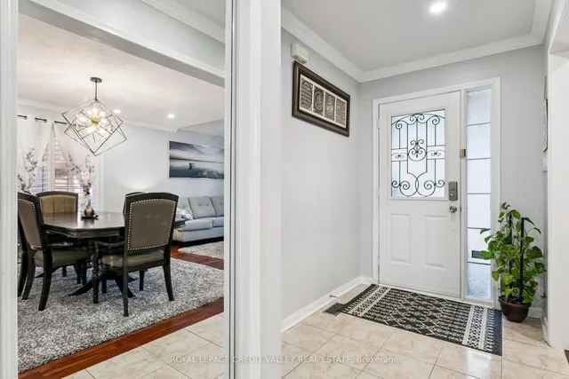 Additional image 3 of 4 Mendoza Dr