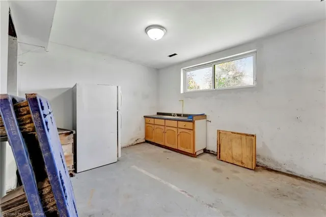 Additional image 23 of 2084 6th Concession Rd