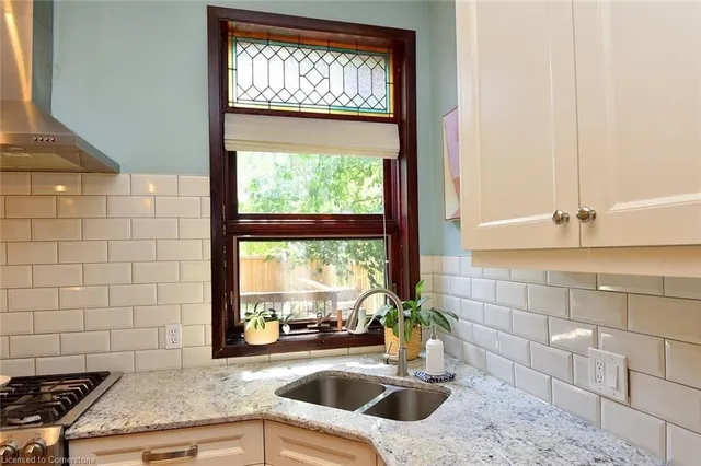 Additional image 22 of 293 Charlton Ave