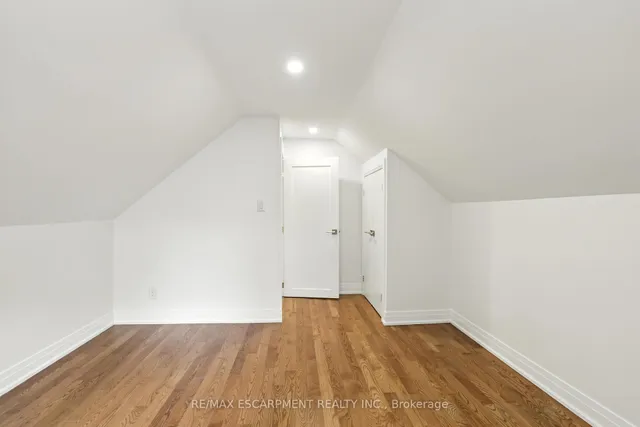 Additional image 24 of 821 SHADELAND Ave