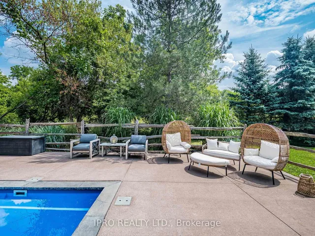 Additional image 43 of 8375 Creditview Rd