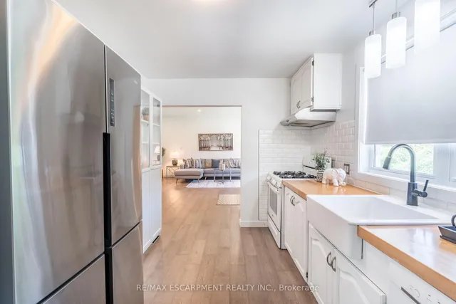 Additional image 17 of 70 Flamboro St