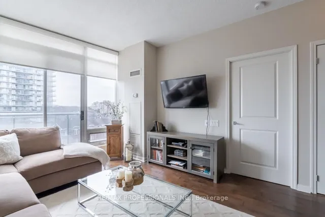 Additional image 11 of 15 Windermere Ave Unit 512