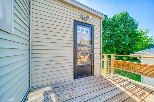 Additional image 29 of 3184 St Clair Ave