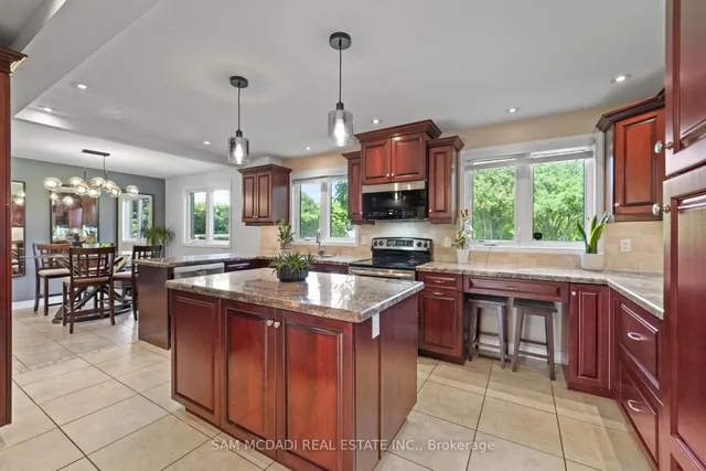 Additional image 10 of 138 Elgin Dr