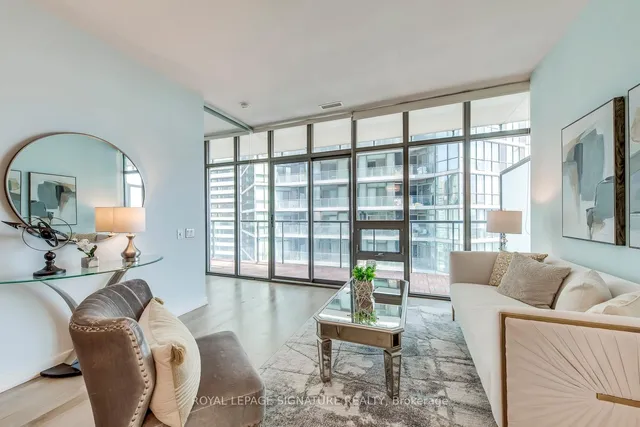 Additional image 21 of 33 Charles St Unit 3001