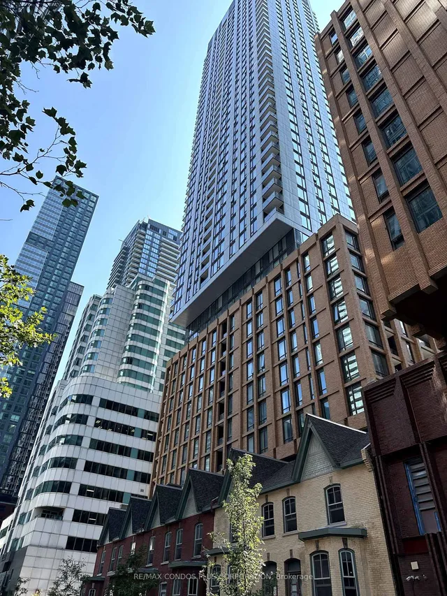 Additional image 15 of 8 Widmer St Unit 3903