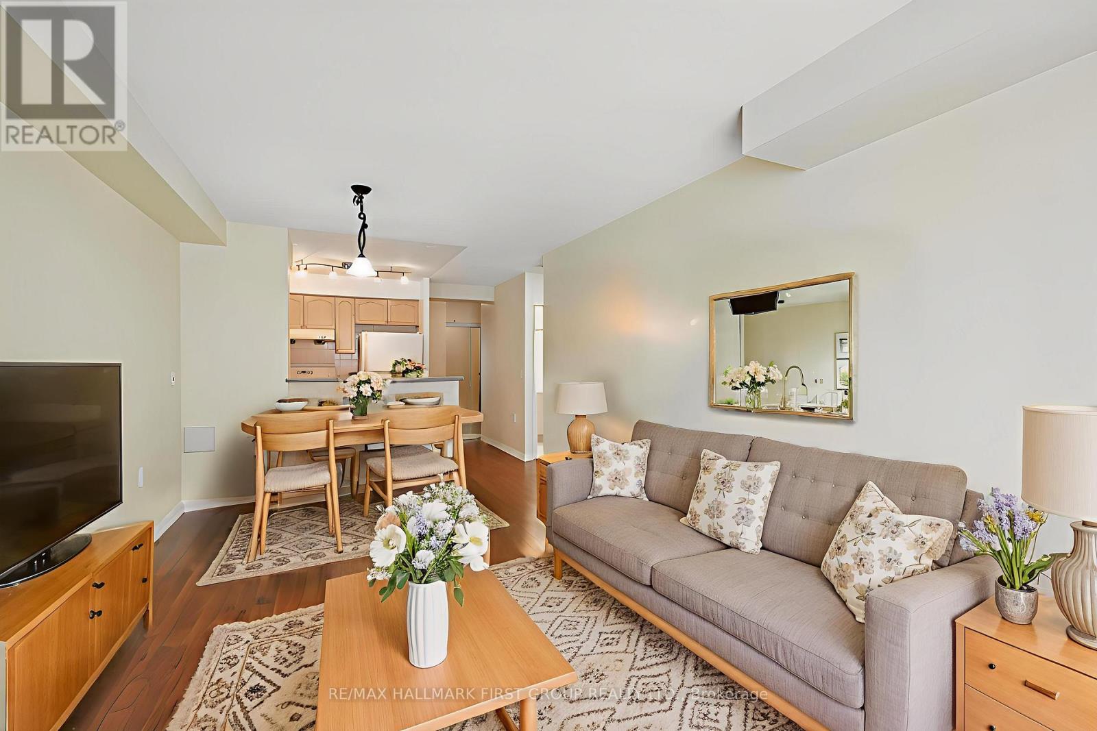 612 - 28 OLIVE AVENUE|Toronto (Willowdale East), Ontario M2N7E6