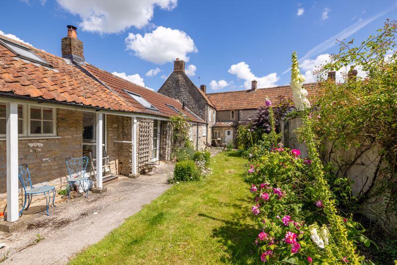 Additional image 22 of Characterful period property in Evercreech with large garden