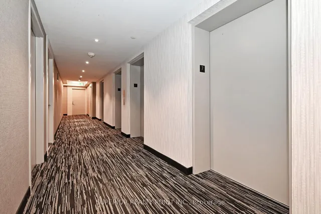 Additional image 5 of 50 Wellesley St Unit 704