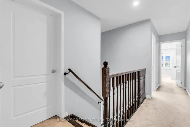 Additional image 16 of 971 Francine Cres