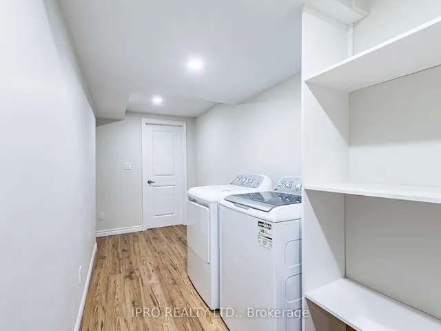 Additional image 36 of 67 Locker Pl