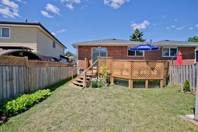 Additional image 29 of 39 La Peer Blvd