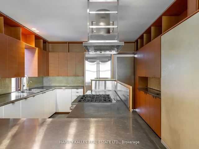 Additional image 14 of 38 Dunvegan Rd