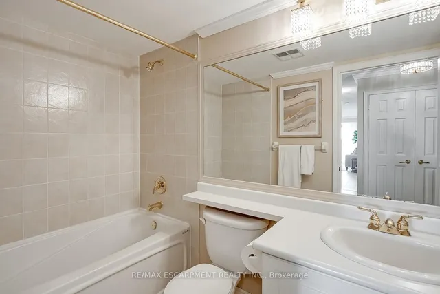 Additional image 23 of 442 Maple Ave Unit 408