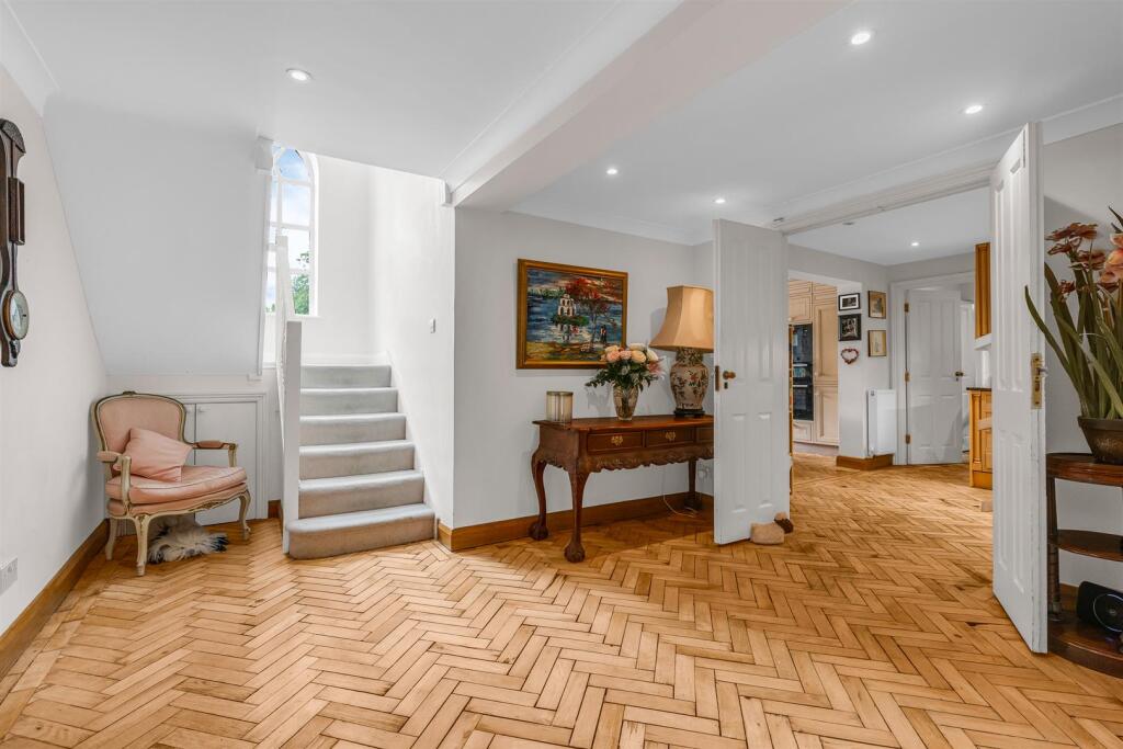 Additional image 9 of Danesbury Park Road, Welwyn