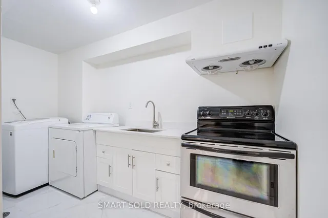 Additional image 43 of 81 Rakewood Cres