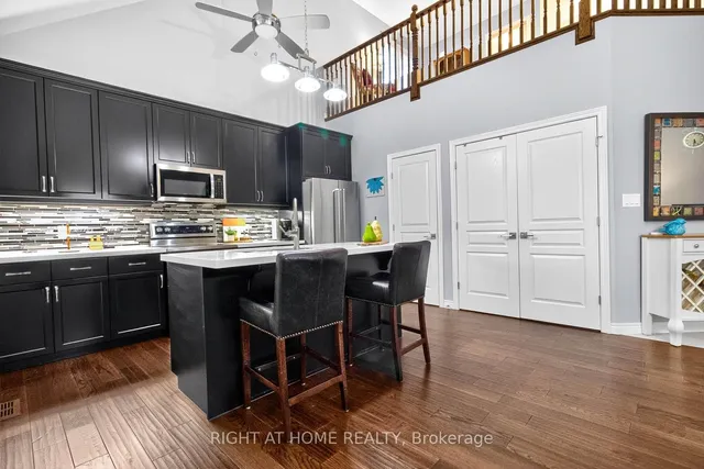 Additional image 11 of 18 Rolling Lane