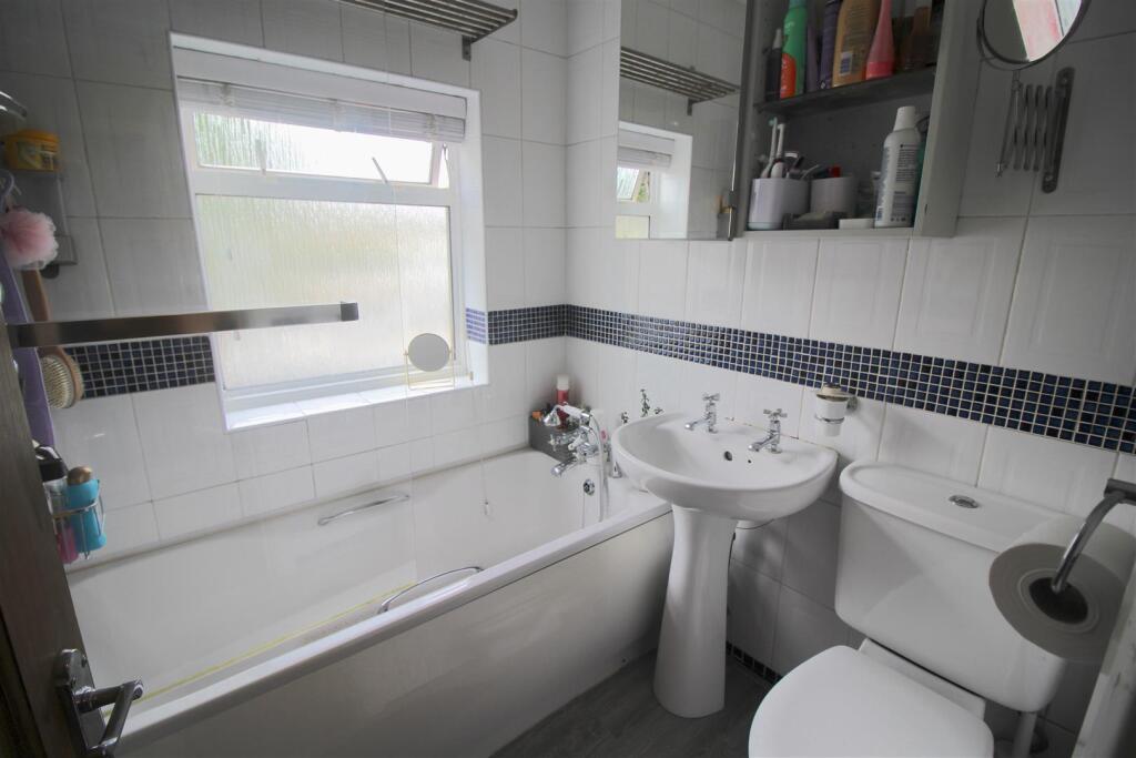 Additional image 10 of Derron Avenue, Sheldon, Birmingham