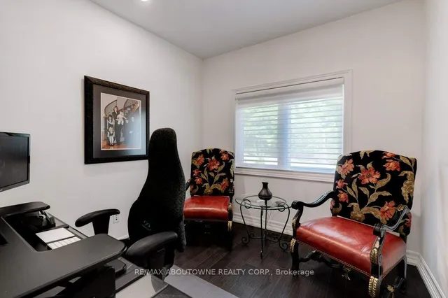 Additional image 33 of 47 Legacy Lane