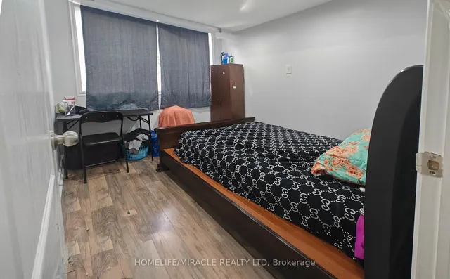 Additional image 22 of 6 September Pl