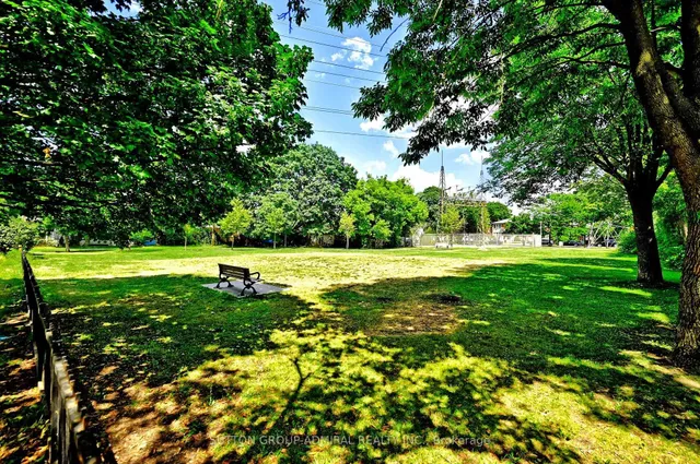 Additional image 26 of 43 Bristol Ave