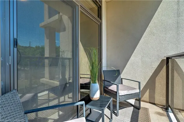 Additional image 15 of 81 Robinson St Unit 310