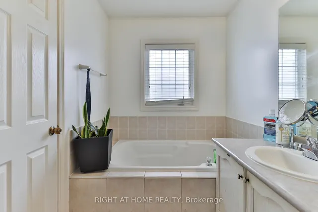 Additional image 34 of 1 Eastview Gate