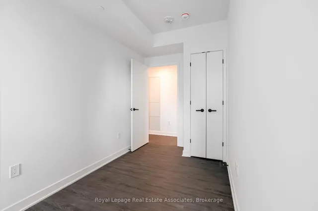 Additional image 21 of 55 Charles St Unit 2206