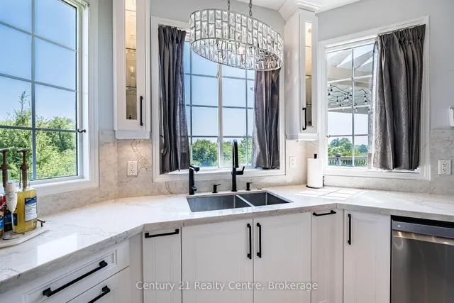 Additional image 15 of 26 Catchfly Cres