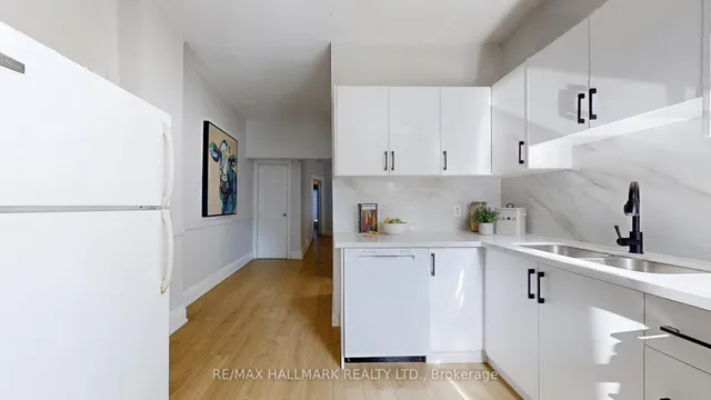 Additional image 5 of 28 Caroline Ave