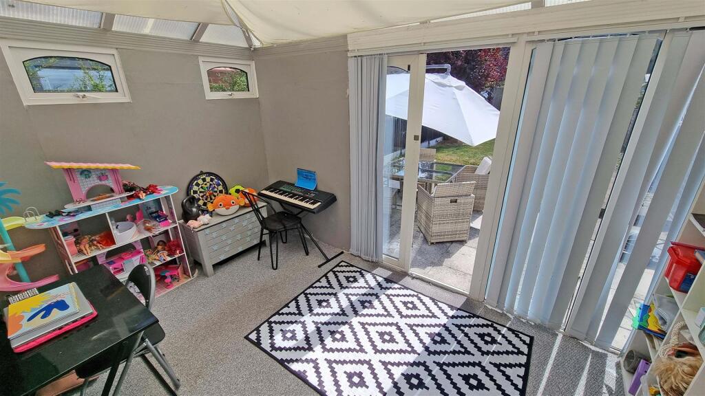 Additional image 6 of Windrush Road, Hollywood