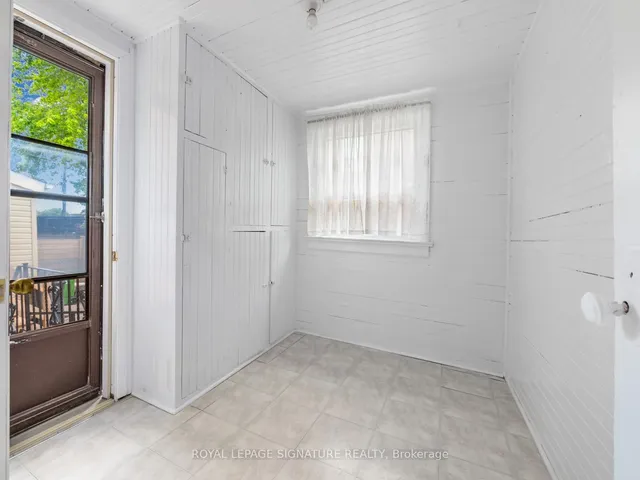 Additional image 19 of 240 Emerson Ave