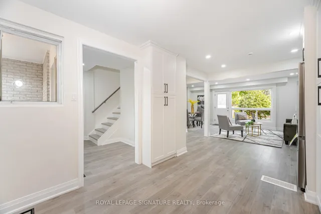 Additional image 7 of 34 Goskin Crt