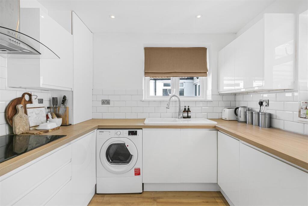 Additional image 6 of Pooleys Lane, Welham Green, Herts