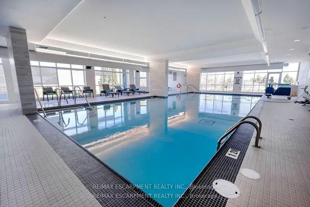 Additional image 30 of 33 Szollosy Circ